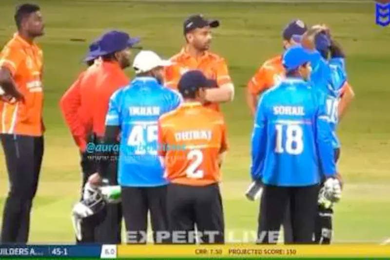 ක්රීඩා කරමින් සිටියදී ක්රිකට් ක්රීඩකයෙක් හෘදයාබාධයකින් මිය යයි