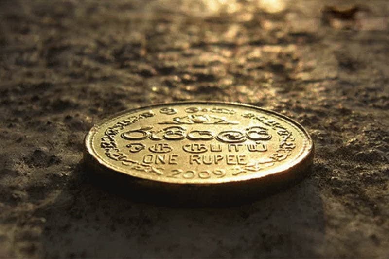 රුපියල ඉහළට
