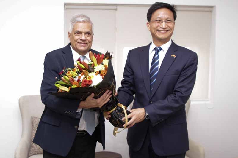 රනිල් සහ ශ්රී ලංකාවේ චීන තානාපති අතර හමුවක්