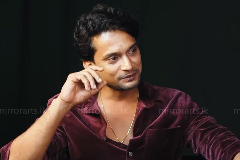 මම අද මෙතන ඉන්න හේතුව මගේ ජීවිතයේ මට හමුවුණ කාන්තාවන් - රන්දික ගුණතිලක (වීඩියෝ)