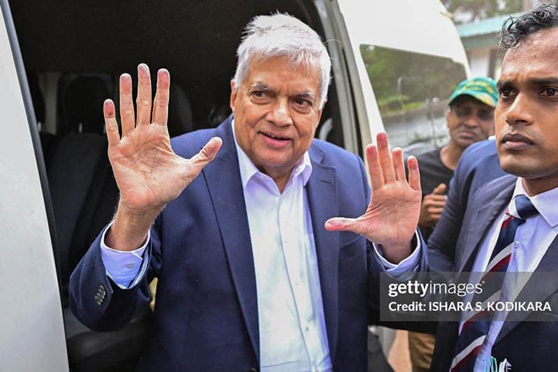 රනිල්ට එරෙහි නඩු කටයුතු පැය භාගයකට කල්යයි