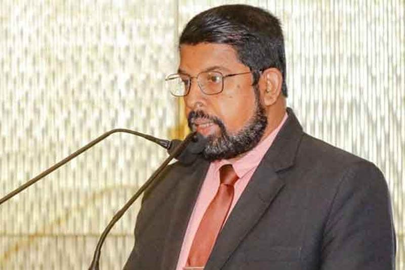 පැරණි නීති රීති හා අණපනත් සංශෝධනය කිරීමට යයි !