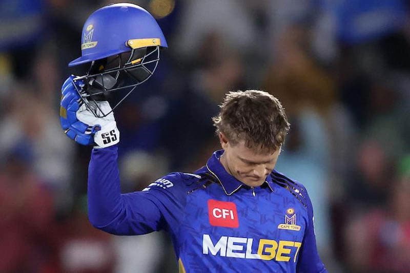 SA20: හයේ පහරේ උඩ පන්දුව අල්ලා ගත් නරඹන්නාට රෑන්ඩ් මිලියන දෙකක ත්යාග මුදලක්