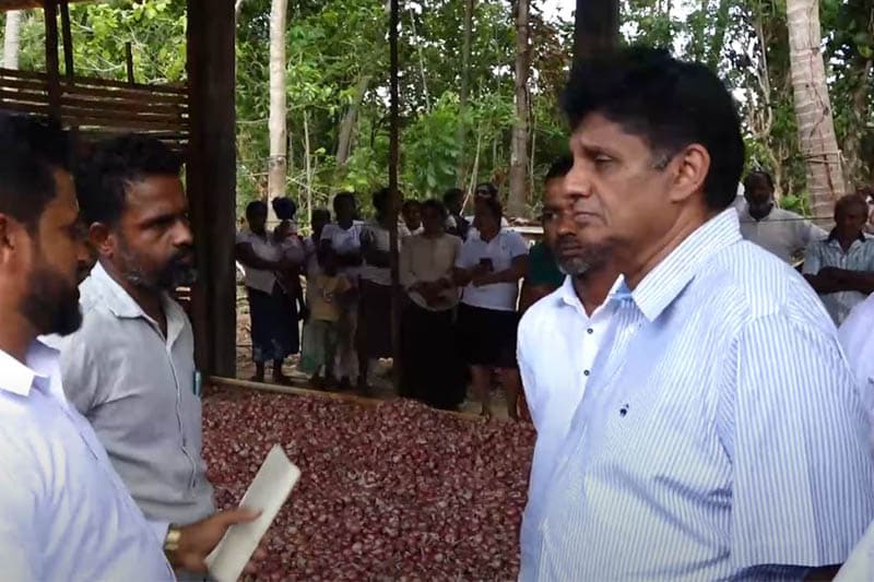 ගොවියා බේරාගන්න ලූනු බදු ගහද්දි ලූනු විශාල ප්රමාණයක් ගෙන්වලා ඉවරයි - විපක්ෂ නායක
