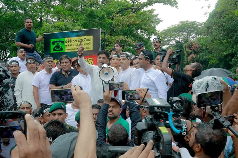 සජිත්ගේ දේශපාලන සතිය | දේශපාලන තක්කඩින්ට පාඩම් කියා දුන්න සජබයේ විරෝධය…