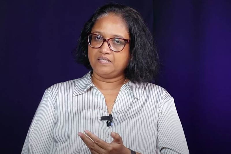 මගේ අරමුණ වුණේ රටක් ලෙස අපි මුහුණ දෙන ඛේදවාචක පිළිබිඹු කිරීම - ටිකිරි සුභාෂිණී විෆ්ලර් (වීඩියෝ)