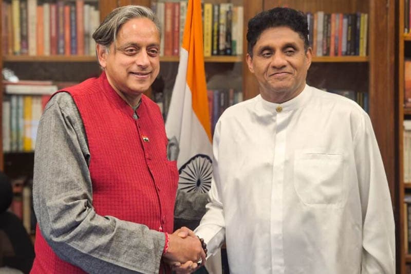 සජිත් නවදිල්ලියේදී කොංග්රස් පක්ෂ ජ්යෙෂ්ඨ නායක ආචාර්ය ශෂී තරූර් හමුවෙයි