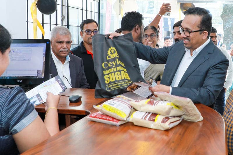 දෙඤ්ඤං කරිඤ්ඤං | සුනිල් කන්නන්ගර