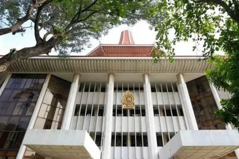 ශ්රී ලංකා ටෙලිකොම් ඇතුළු ආයතන විකිණීමේ පසුගිය රජයේ තීරණ ක්රියාත්මක කරන්නේ නෑ - නීතිපති ශ්රේෂ්ඨාධිකරණයට කියයි