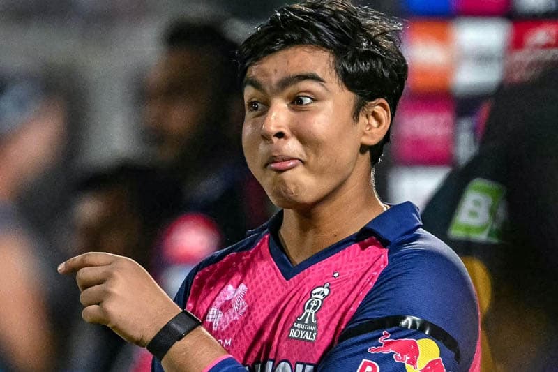 එංගලන්ත නීතියට අනුව 15 හැවිරිදි සූර්යවන්ශිට ඇඳුම් මාරුකරන්න තනි කාමරයක්