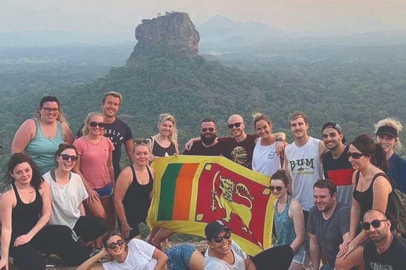 සංචාරක ඉපැයීම් ඩොලර් බිලියන 10 සීමාවට ගෙන යාමට රුපියල් බිලියන 1.5ක අතුරු ප්රවර්ධන මෙහෙයුමක් ඇරඹෙයි