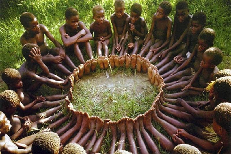 'I am because we are' - අප්රිකානු දරුවන් ලොවට කියාදුන් මනුෂ්යත්වයේ පාඩම