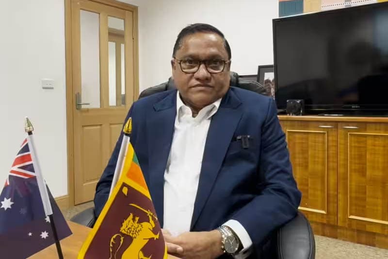 'ලංකාවේ දෙමළ ජන සංහාරයක් වුණේ නෑ!' – සිඩ්නි මතභේදය ගැන ඇමති විජිත කැන්බරා සිට කියයි