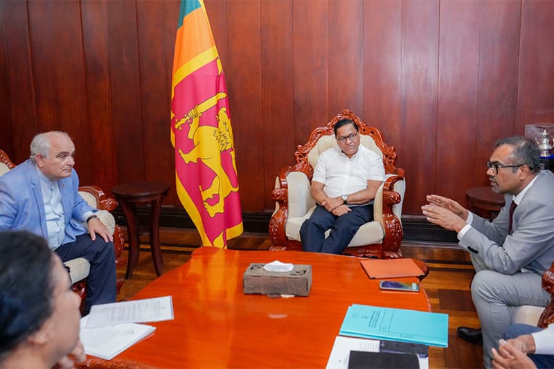 රුසියාවෙන් කඩිනමින් ඉන්ධන ලබා ගැනීමට විජිත සාකච්ඡා අරඹයි