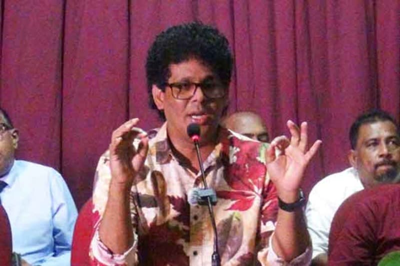 ආර්ථික මධ්යස්ථාන 5ක් සමාගමක් යටතට ! - ඇමති වසන්ත සහ ව්යාපාරික ප්රජාව අතර උණුසුම් වචන හුවමාරුවක්