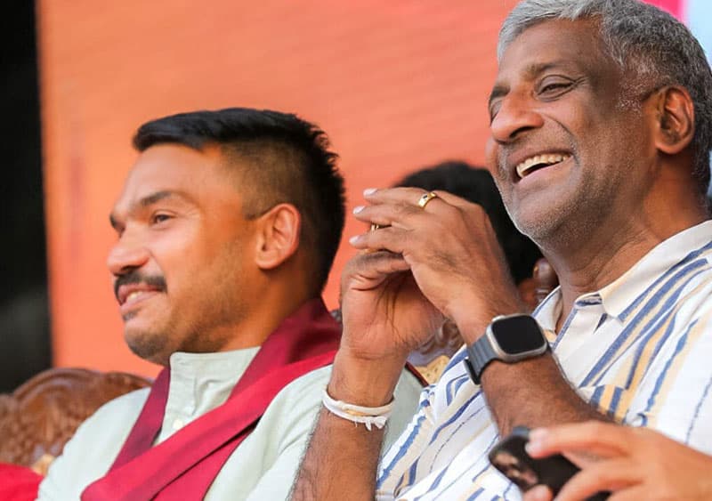 නාමල්ගේ දේශපාලන බුද්ධිය - (එරන්ද ගිනිගේ)