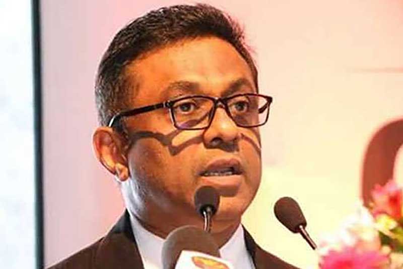 ආචාර්ය රවීන්ද්රනාත් දාබරේට ජීවිත තර්ජන: ආරක්ෂාව ඉල්ලුවත් මාස ගණනක් ආරක්ෂාව නෑ