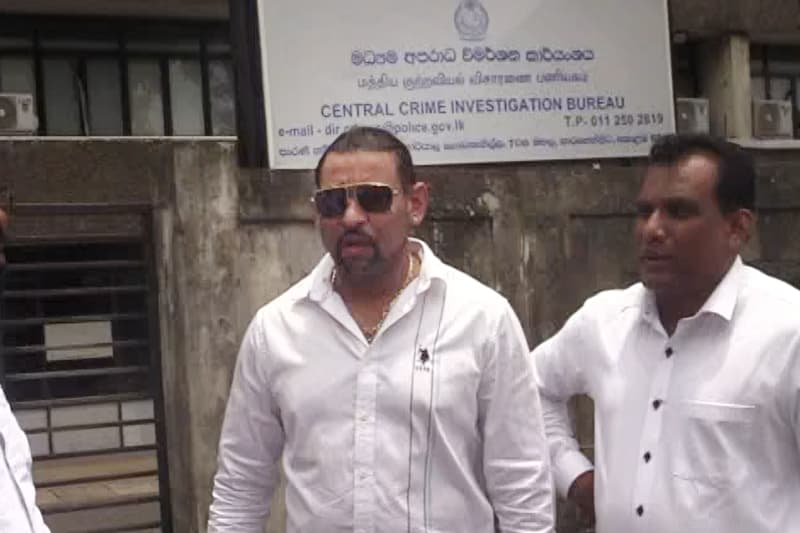 ශිරාන් බාසික්ගේ ජාලයට ඈඳා සමාජ මාධ්ය කළ ප්රහාරයට එරෙහිව තිලකරත්න දිල්ෂාන් අපරාධ පරීක්ෂණ කාර්යාංශයට