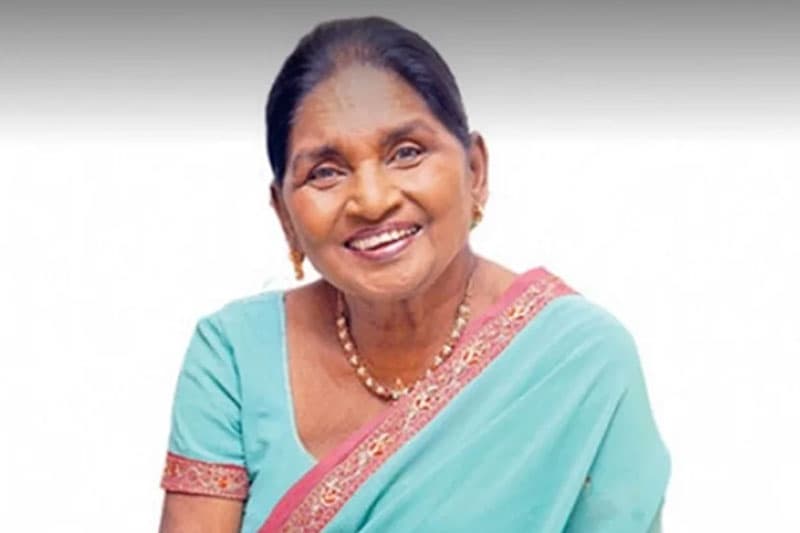 ප්රවීණ ගායිකා ලතා වල්පොල අභාවප්රාප්ත වෙයි