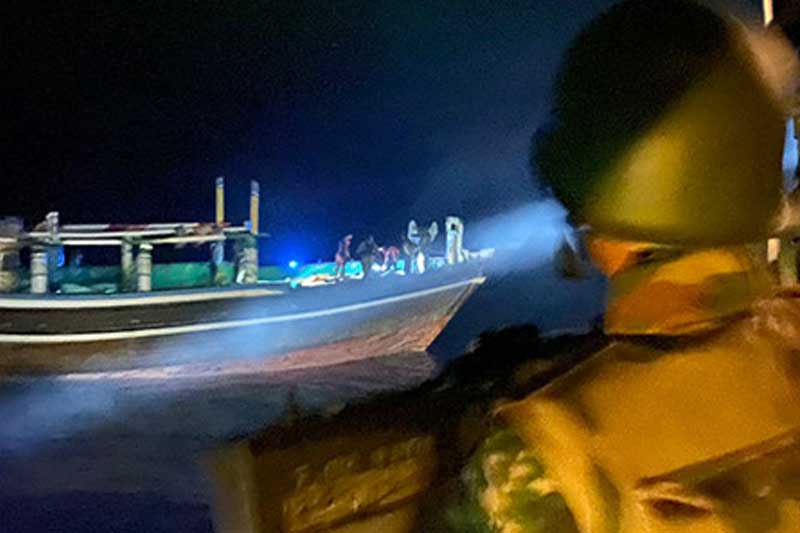 මත්ද්රව්ය කිලෝ 300ක් සමග ලාංකික ධීවර බෝට්ටුවක් කොටුවෙයි