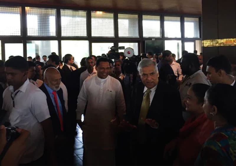 සජබ මන්ත්රී කණ්ඩායමට පිටුපා ජනපතිගේ භෝජන සංග්රහයට ගිය මන්ත්රී කවුද?