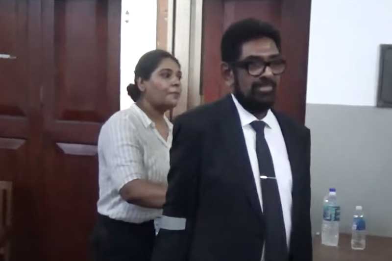 කෙහෙළිය ඇතුළු විත්තිකරුවන්ට ඇප