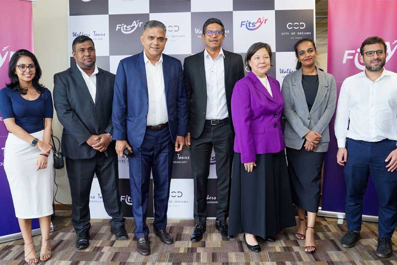 ඉන්දියාව අල්ලන්න 'ෆිට්ස්එයාර්' ගහපු අලුත්ම ගේම : අහමදාබාද් වෙත සෘජු පියාසර වාර ඇරඹෙයි