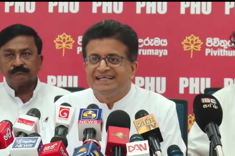 ජනපතිගේ සිරුර තුළ හිට්ලර් කෙනෙක් ඉන්නවා - උදය ගම්මන්පිල