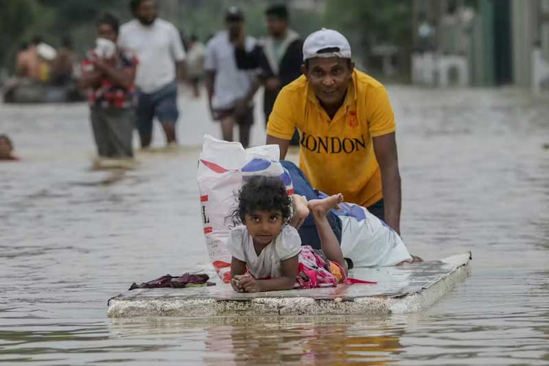කුණාටු නිසා ආසියාවේ මිලියන 4කට වැඩි සිසුන්ගේ අධ්යාපනය අඩාලයි
