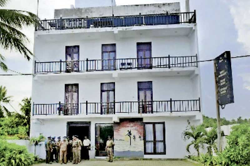 රත්ගම ‘නැන්දම්මාගේ’ නමින් තිබූ කෝටි 15ක නීතිවිරෝධී දේපළ පොලිස් තහනමට: මත්ද්රව්ය හා සංවිධානාත්මක අපරාධ මුදල් ගැන විමර්ශන!