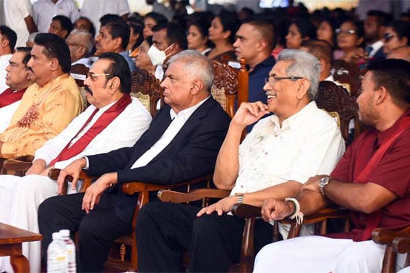 පක්ෂ කඩන රනිල් - (නීතිඥ චන්ද්රසිරි සෙනෙවිරත්න)