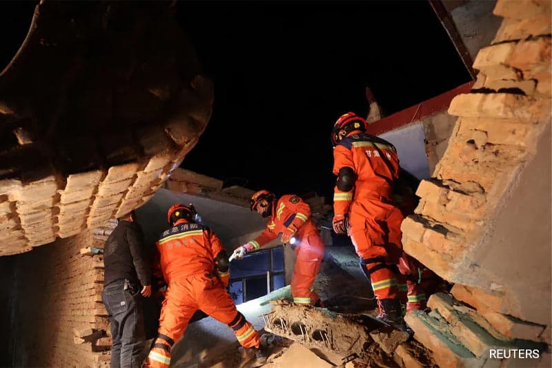 චීන භූමි කම්පාවෙන් 118ක් මරුට