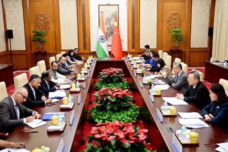 දේශසීමා ගැටලුව සම්බන්ධයෙන් චීන-ඉන්දීය විශේෂ නියෝජිතයන්ගේ සාකච්ඡා බෙයිජිංහිදී