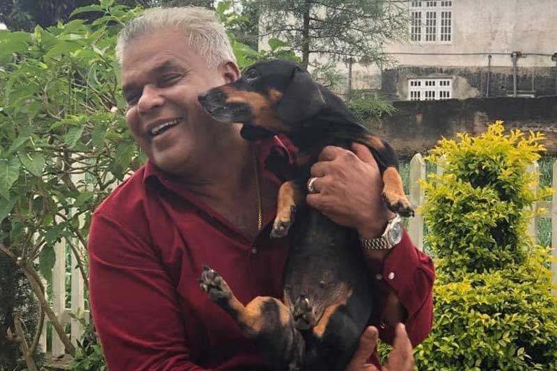 ඩඩ්ලි සිය සුරතලිය සමරා කළ වැඩේ මෙන්න
