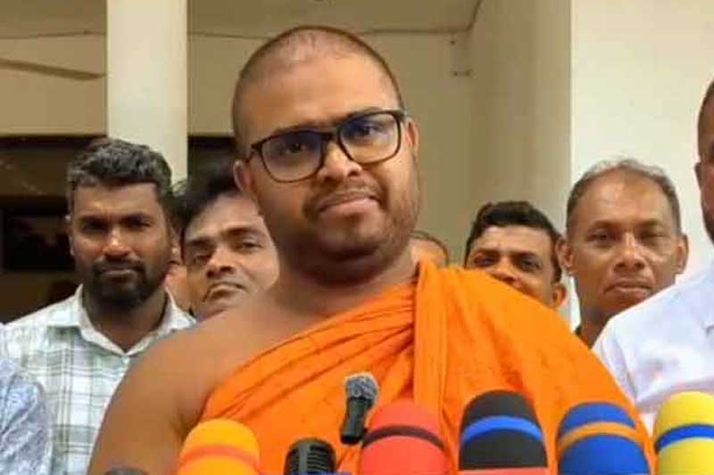 පොහොට්ටුවේ මන්ත්රී හිමිනමක් දිලිත්ට එකතුවේ