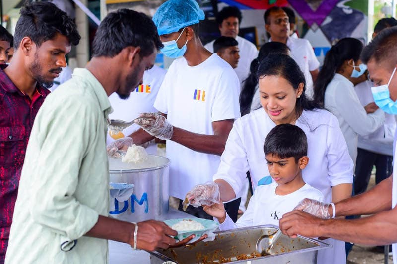 කපිල කුමාර කාලිංගගේ හීසරය : දන්සල් පීපල්ස්