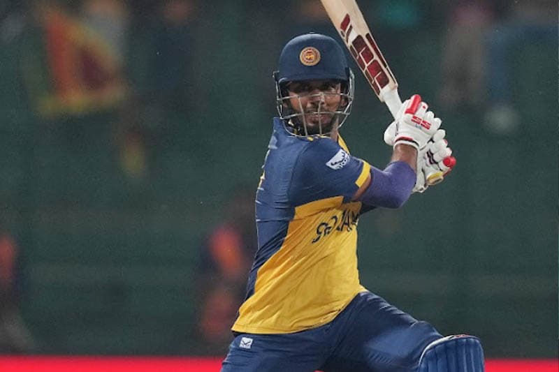 දසුන්ගේ ආකර්ෂණීය ලකුණු 76න් පාකිස්තානය ලෝක කුසලානයෙන් ඉවතට: නවසිලන්තය අවසන් පූර්ව වටයට