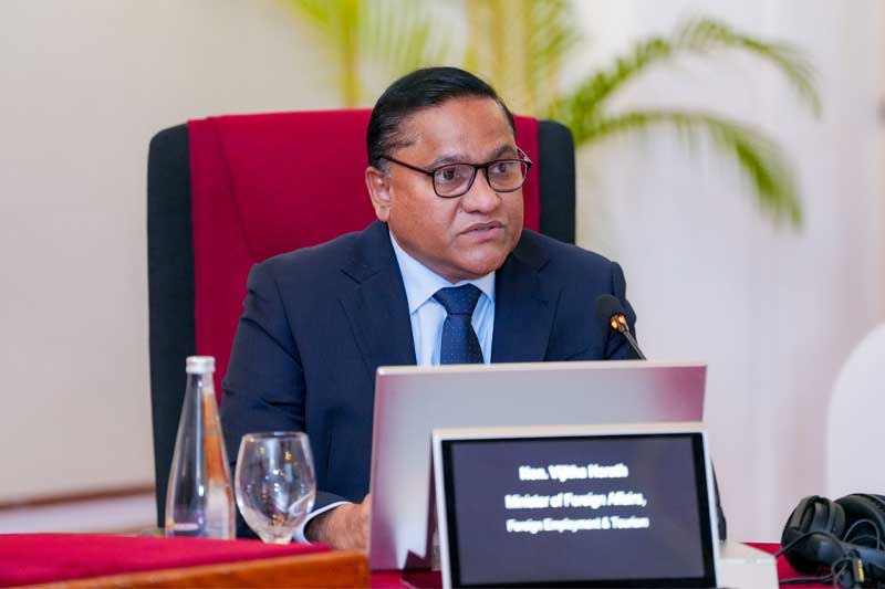 වධහිංසාවට එරෙහිව රජයෙන් ‘ශුන්ය ඉවසීමේ ප්රතිපත්තියක්’: එක්සත් ජාතීන්ගේ අනුකමිටුව හමුවේ විජිත හේරත්ගෙන් සහතිකයක්!