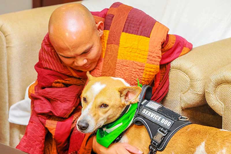 පඤ්ඤාකර හිමියන්ගෙන් ඇමරිකාවේදී ශ්රී ලාංකික ජනතාවට සම්මාන