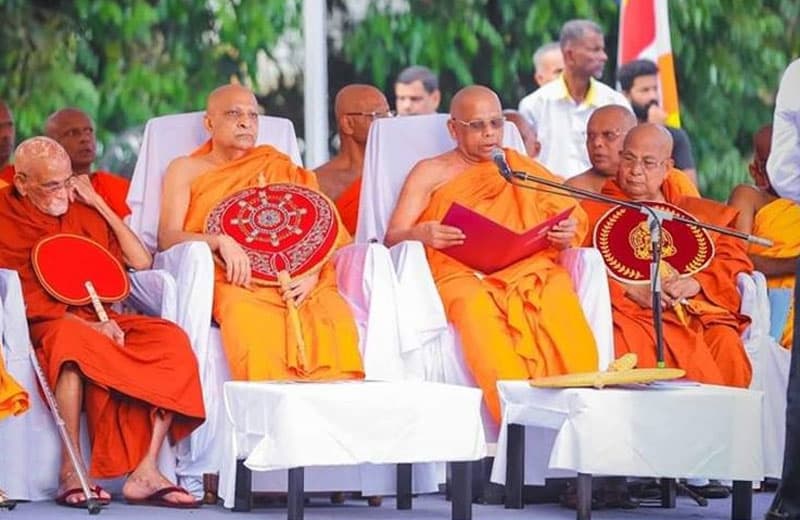 විනය කඩන භික්ෂූන්: මහ නාහිමිවරුන් නිසි පියවර ගන්නා බවක් පේන්නේ නෑ