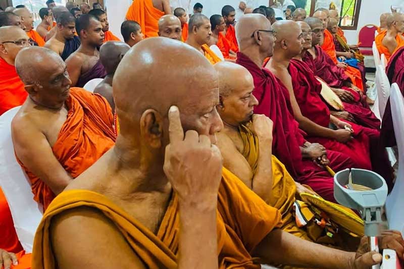 මේ ආණ්ඩුවත් අනිත් ආණ්ඩු වගේම ද? | Athulasiri Samarakoon