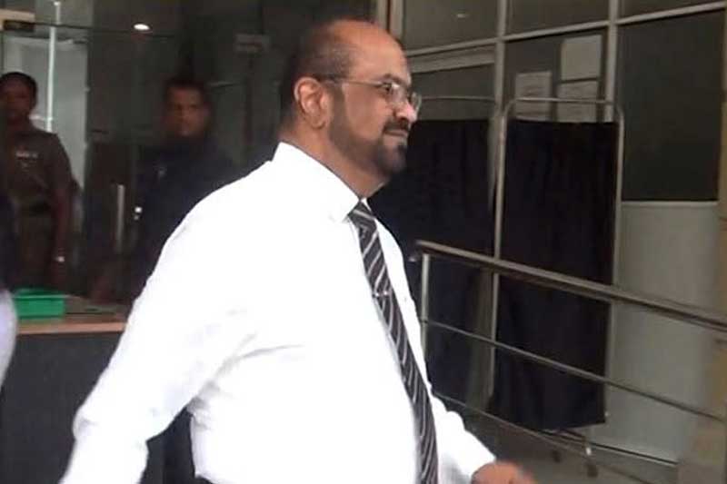 කාපට් නොඇතිරූ ගබඩාවකට ලක්ෂ 88ක් ගෙවූ බවට චෝදනා ! - හිටපු ඇමැති කුමාර ජයකොඩිගේ නඩුවේ අමුතුම රහස් අධිකරණයේදී එළියට!