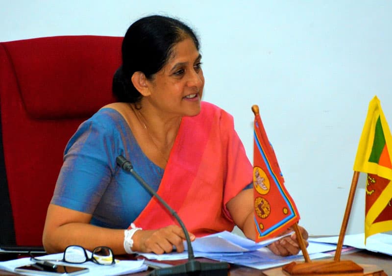 ආණ්ඩුකාරවරු ඉල්ලා අස්නොවන තින්දුවක !