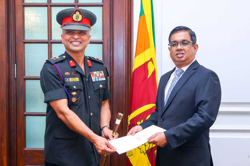 ශ්රී ලංකා යුද හමුදාවේ 26 වන හමුදාපති ලෙස ලුතිනන් ජෙනරාල් නිලන්ත ප්රේමරත්න පත් කෙරේ!