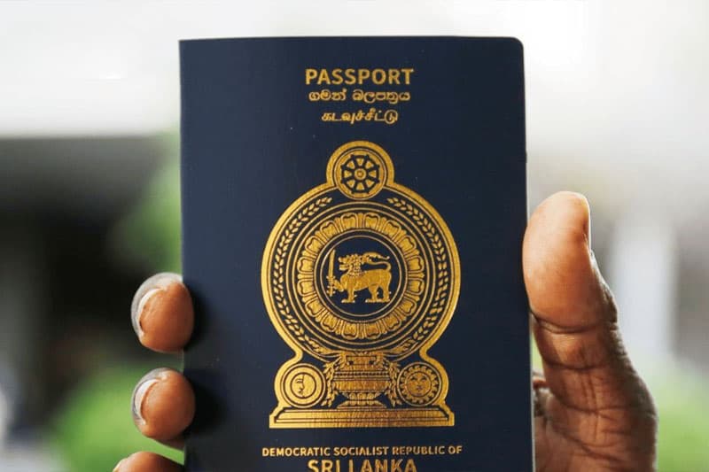ලංකාවේ පාස්පෝට් අර්බුදය අලුත් වටයක: ඊ-පාස්පෝට් කතාවේ ඇත්ත තත්ත්වය මෙන්න