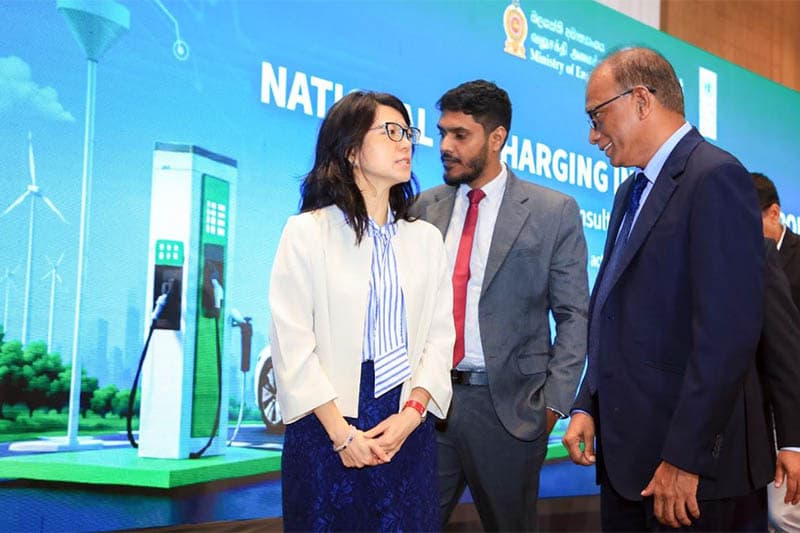 ලංකාවේ විදුලි වාහන සිහිනය සැබෑ කරන නව ප්රතිපත්තියක්