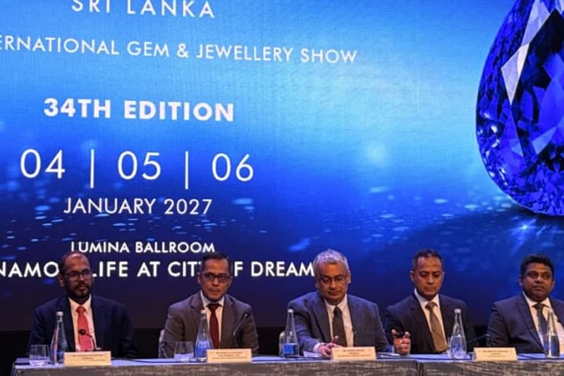 ප්රතිපත්තිමය හිඩැස් මැද මැණික් අපනයනය අර්බුදයක: ක්ෂේත්රයේ නැඟී සිටීමට 'FACETS Sri Lanka 2027' සූදානම්!