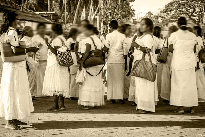 මෙරට වැඩිහිටි කතුන් වැඩි හරියක් තනියෙන්: ජන හා නිවාස සංගණනයෙන් තිගැස්සෙන ජනගහන දත්ත හෙළිවෙයි!