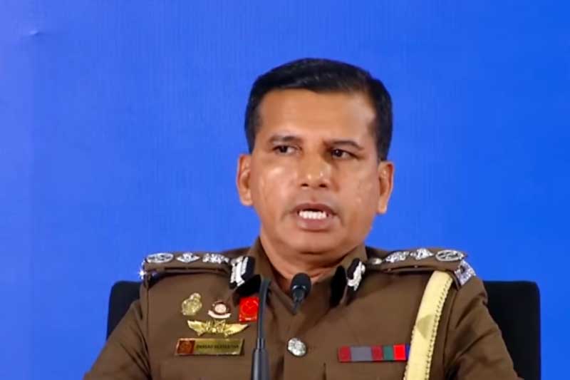 මීගමුව හිරගෙදර ප්රධාන දොරටුවෙන් වෙඩි තැබූ හේතුව බන්ධනාගාර ලොක්කා මාධ්ය හමුවේදී හෙළි කරයි