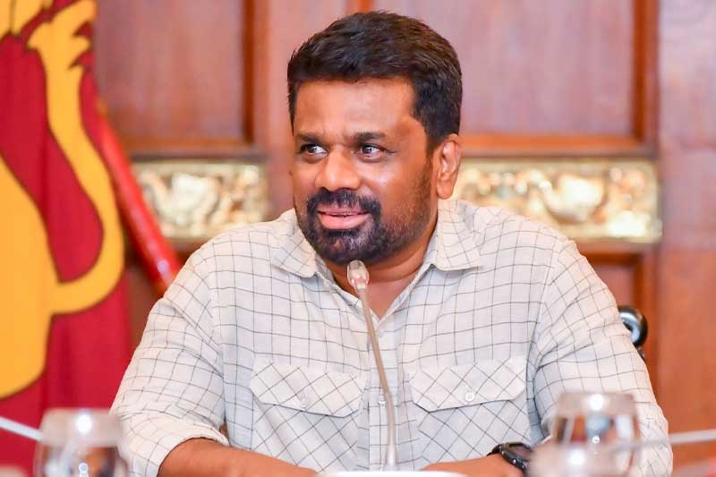 ජනපති සහ තරුණ ලාංකික ව්යවසායකයන්ගේ මණ්ඩලයේ (COYLE) නියෝජිතයන් අතර හමුවක්
